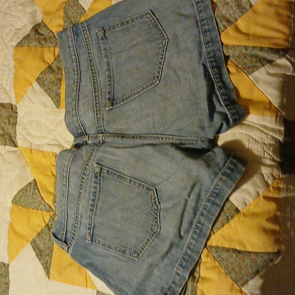 Shorts - Picture 2 of 2